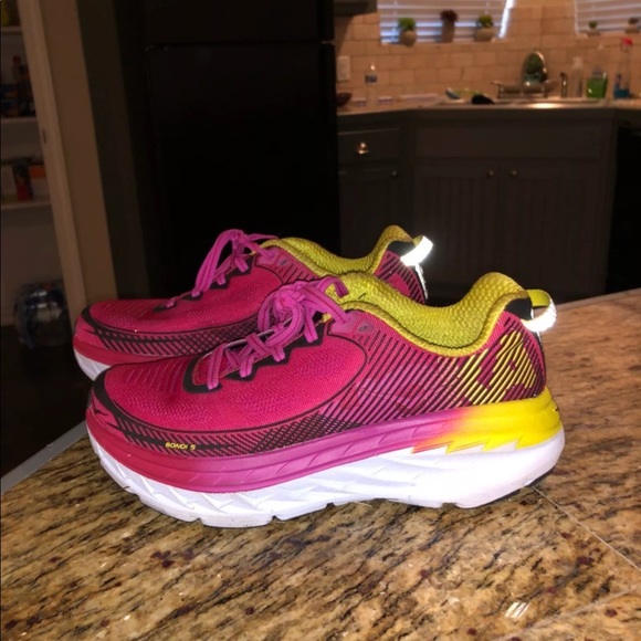 hoka size 5
